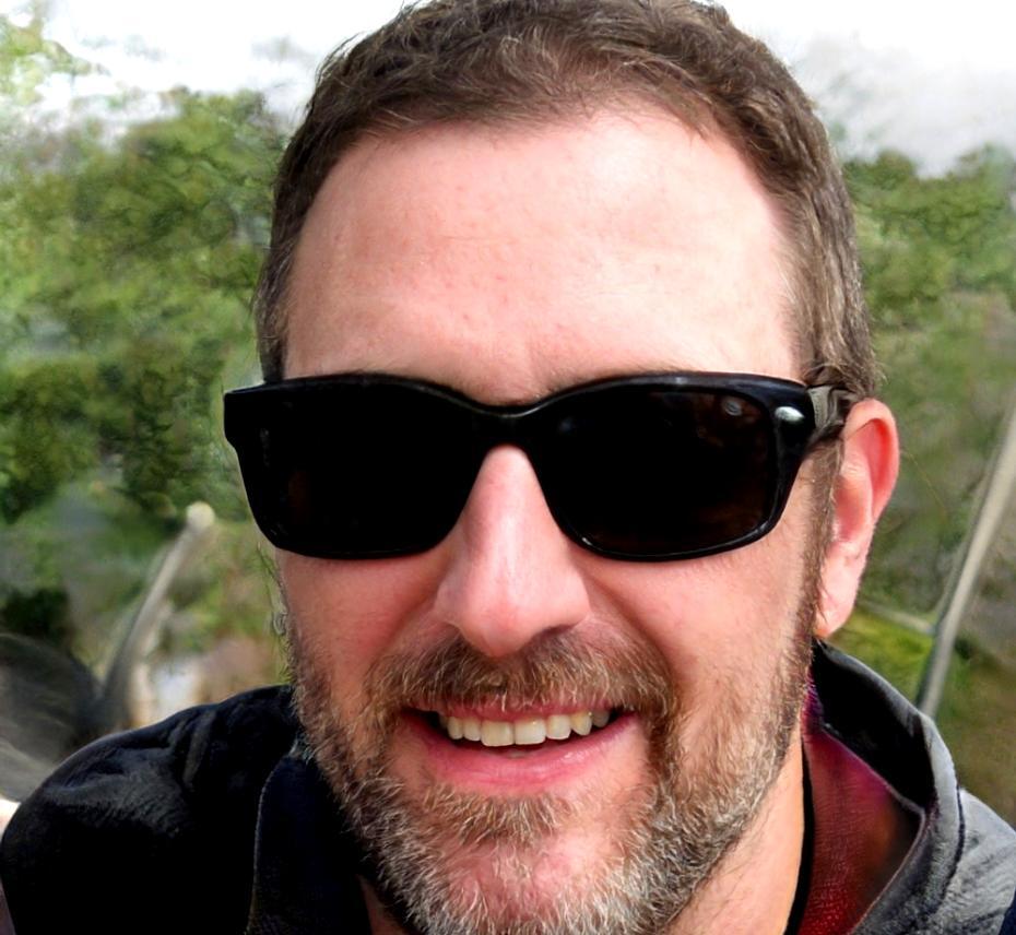 Ezekiel Montrose, Senior Financial Analyst